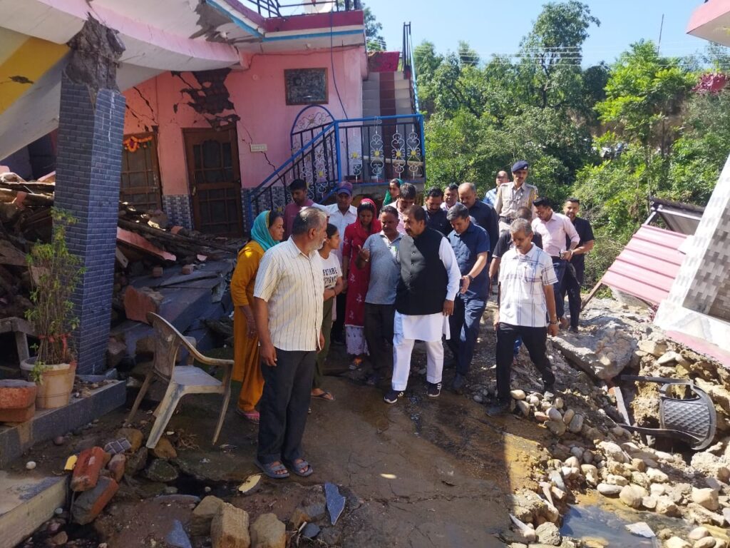 आपदा प्रभावितों तक मदद पहुंचाना सुनिश्चित कर रही राज्य सरकार