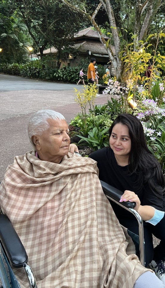 लालू यादव की बेटी रोहिणी आचार्य ने राजद छोड़ी, लगाए गंभीर आरोप