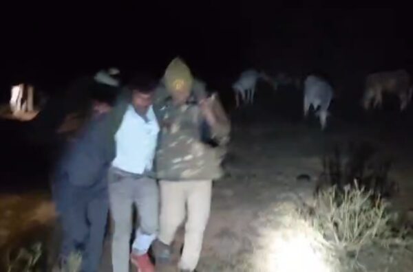 मुठभेड़ के दौरान पुलिस की गोली से घायल