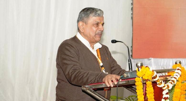 गरीबी, अशिक्षा और अंधविश्वास धर्मांतरण के प्रमुख कारण : दत्तात्रेय होसबाले