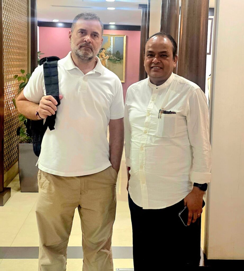 डॉ. इरफ़ान अंसारी ने दिल्ली में राहुल गांधी से की मुलाक़ात, स्वास्थ्य और विकास के मुद्दों पर हुई चर्चा