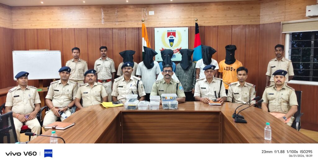 झारखंड : पुलिस-पीएलएफआई उग्रवादियों में मुठभेड़, एरिया कमांडर सहित सात उग्रवादी गिरफ्तार