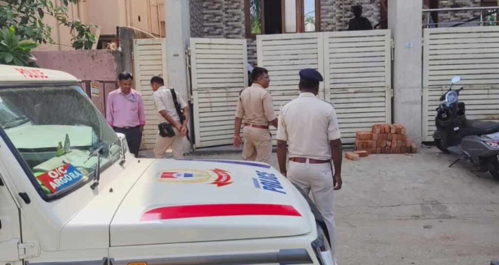 रांची में सेक्स रैकेट का भंडाफोड़, दो युवतियों समेत पांच लोग गिरफ्तार