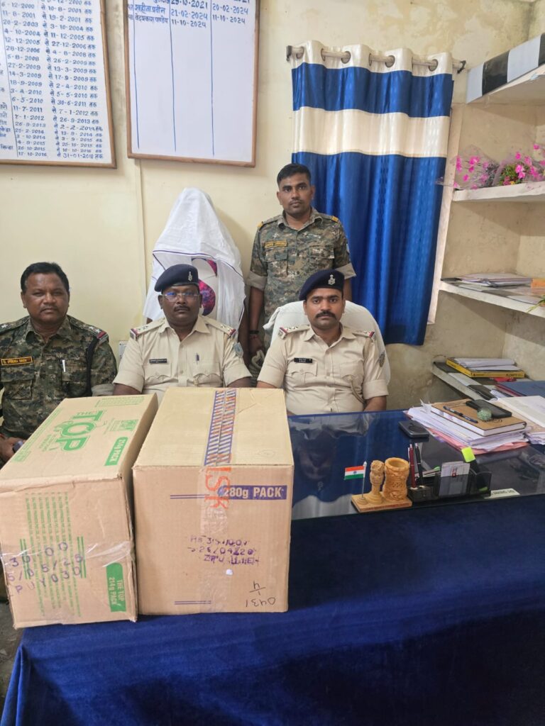 हजारीबाग में 138 अवैध बोतल कफ सिरप के साथ एक गिरफ्तार