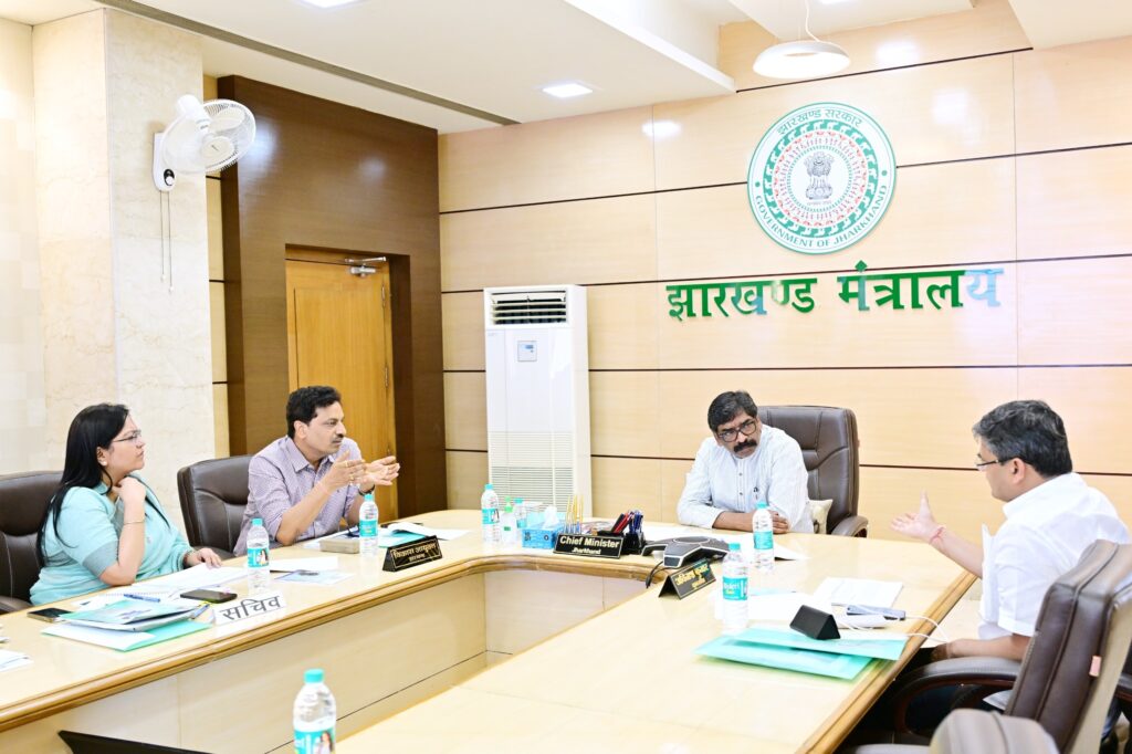 सीएम हेमंत सोरेन ने सूचना प्रौद्योगिकी एवं ई-गवर्नेंस विभाग की उच्चस्तरीय समीक्षा की
