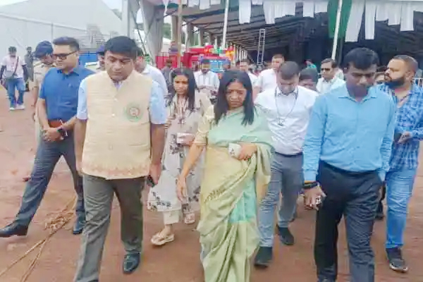 आदिवासी महोत्सव की तैयारियां तेज, अपर मुख्य सचिव ने मोराबादी मैदान का किया निरीक्षण