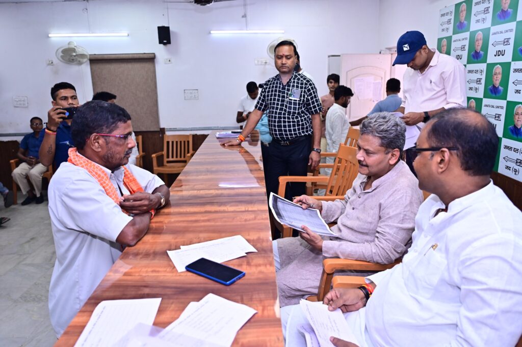 नीतीश कुमार ने 20 वर्षों के शासन में शोषित और वंचित तबकों को विकास की मुख्यधारा से जोड़ा : सुनील कुमार