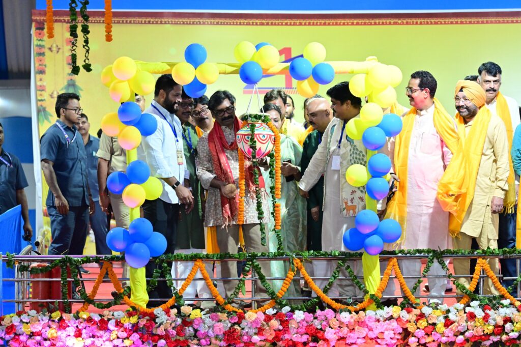 मुख्यमंत्री श्री कृष्ण जन्मोत्सव एवं दही हांडी प्रतियोगिता में हुए शामिल