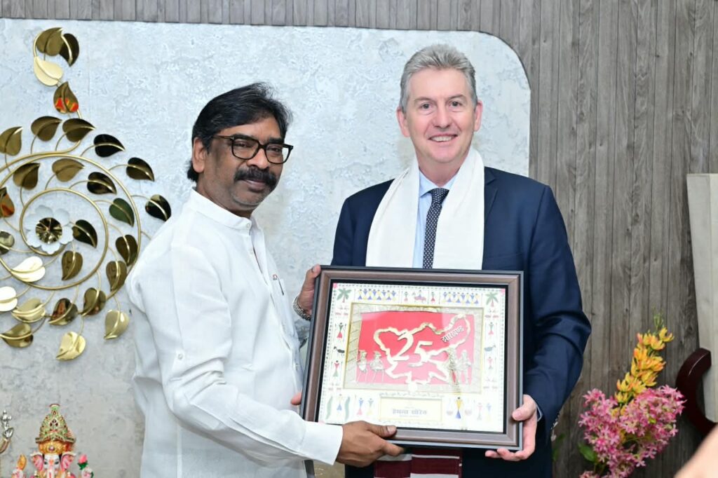 मुख्यमंत्री हेमन्त सोरेन से ऑस्ट्रेलियन काउंसलेट-जनरल बर्नार्ड लिंच ने मुलाकात की