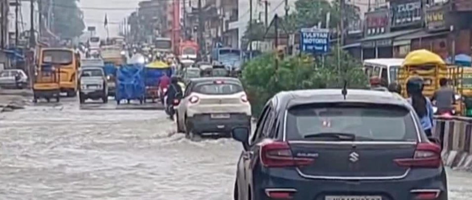 रांची में लगातार बारिश से जलजमाव, कई इलाकों में यातायात प्रभावित
