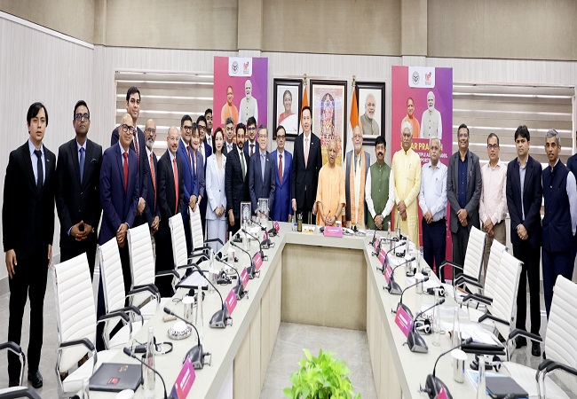 सिंगापुर की तकनीक और यूपी का सामर्थ्य मिलकर लिखेंगे वैश्विक विकास की नई इबारत : योगी आदित्यनाथ